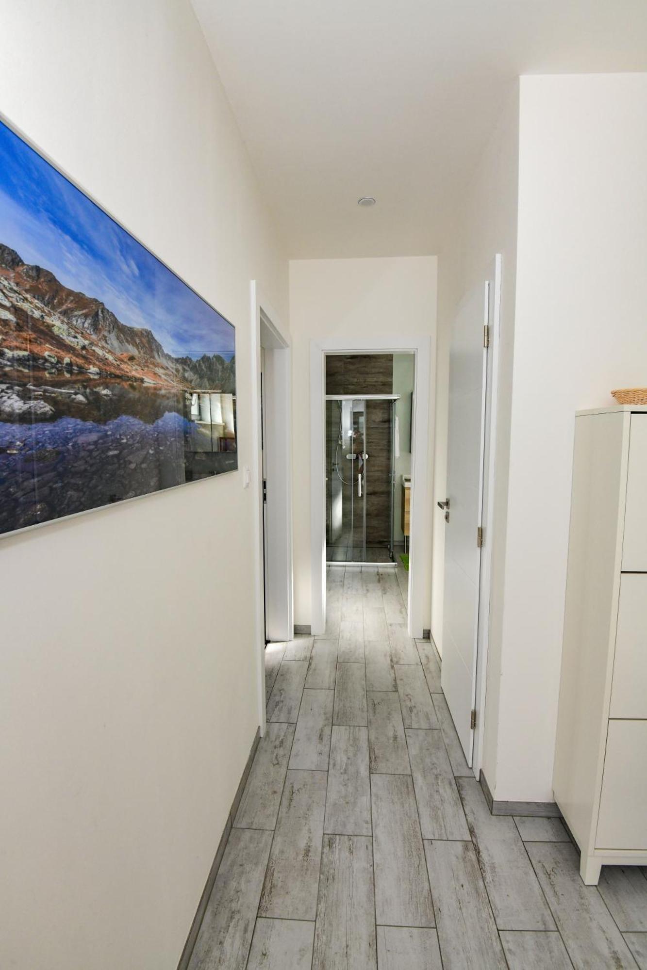 Rosemary Apartment Братислава Экстерьер фото